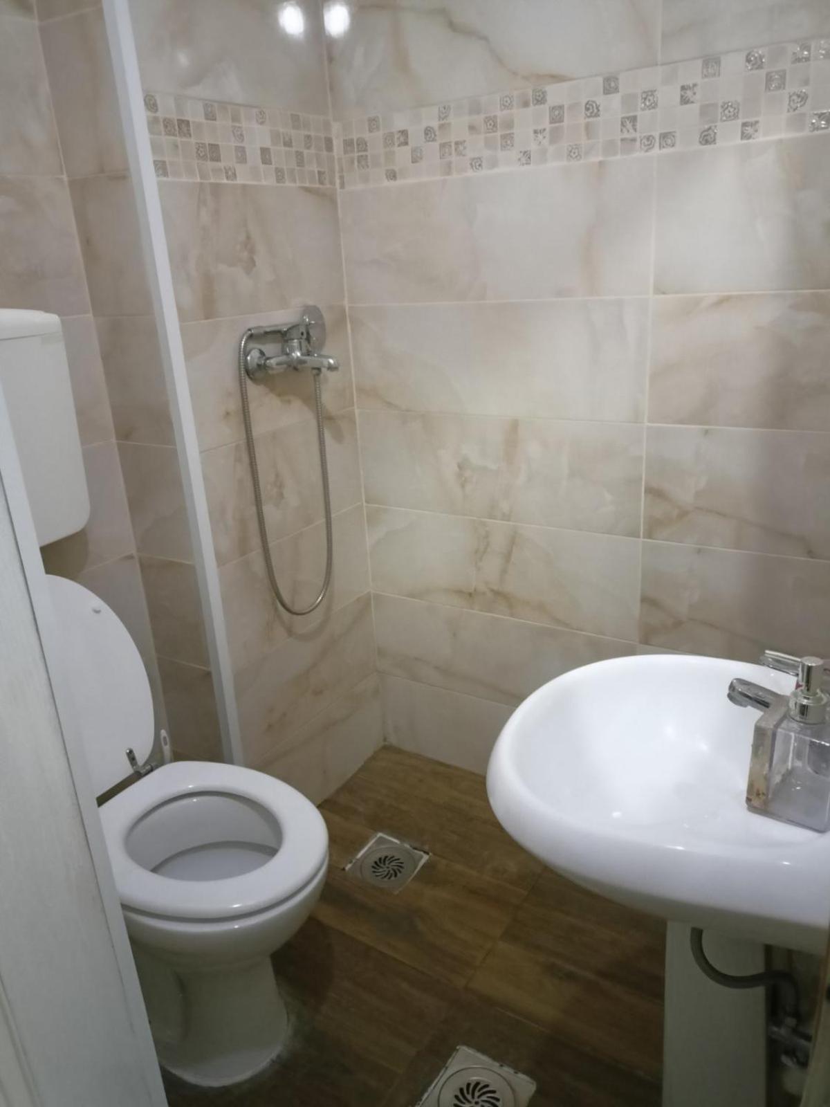 Apartment Dunja Center Welcome Нови Сад Екстериор снимка